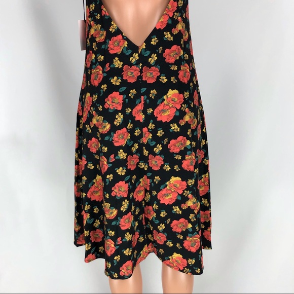 LPA Button Up Slip Dress In Rose Garden - Picture 11 of 15